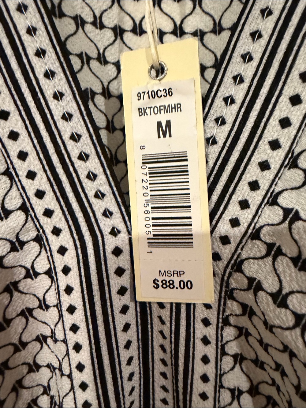 Max Studio Black & White Printed Wrap Blouse NWT Medium - Picture 5 of 5